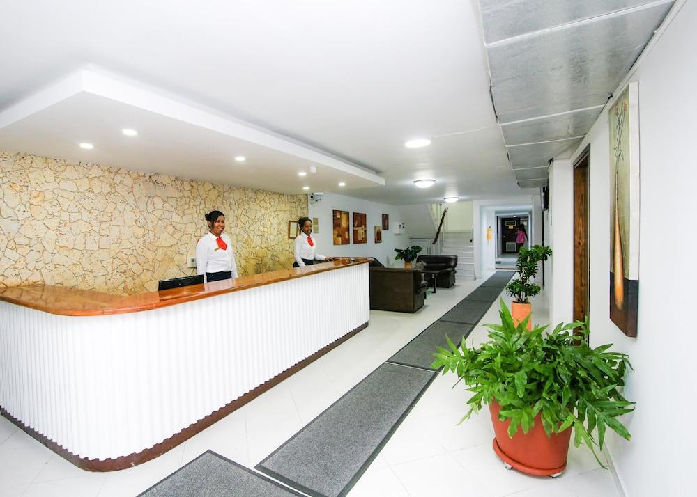 Hotel Portobelo Convention Center San Andrés Exterior foto